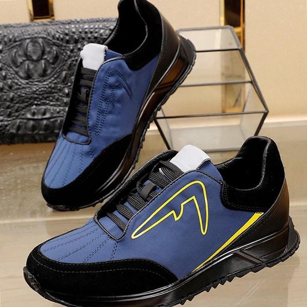 new arrival scuba low - sneakers men 's shoes fashion classic lightweight vintage footwears style lace -up casual men shoes manner, Black
new arrival scuba low - sneakers men 's shoes fashion classic lightweight vintage footwears style lace -up casual men shoes manner, Black