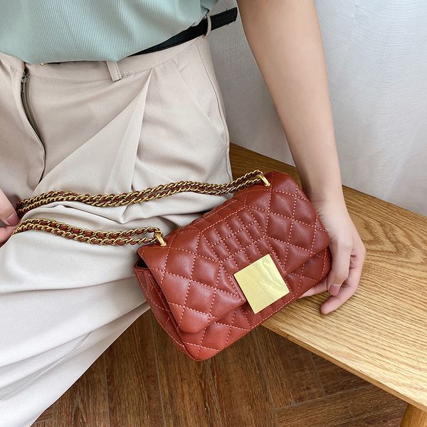 leather chain female bag 2020 new diamond small fragrant wind bag shoulder messenger small square net red
leather chain female bag 2020 new diamond small fragrant wind bag shoulder messenger small square net red