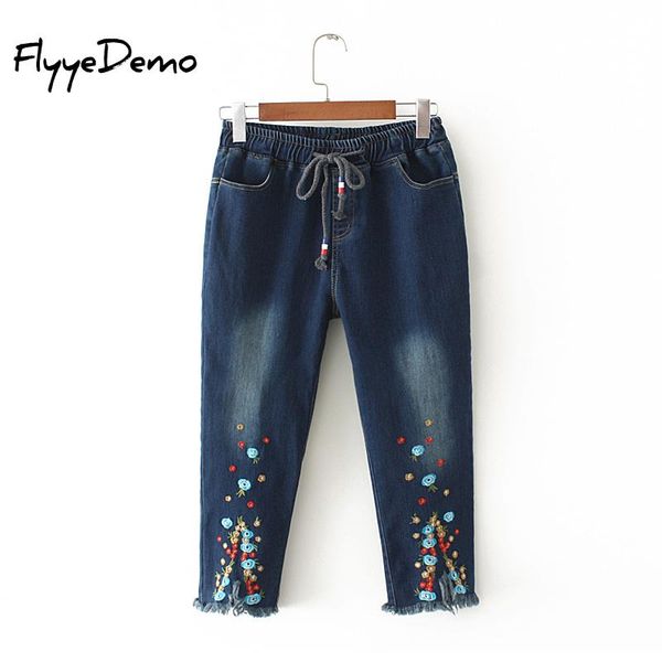 plus size flower embroidery loose jeans female high waist jeans pants 2020 spring summer new women big bottom femme 4xl, Black;white
plus size flower embroidery loose jeans female high waist jeans pants 2020 spring summer new women big bottom femme 4xl, Black;white