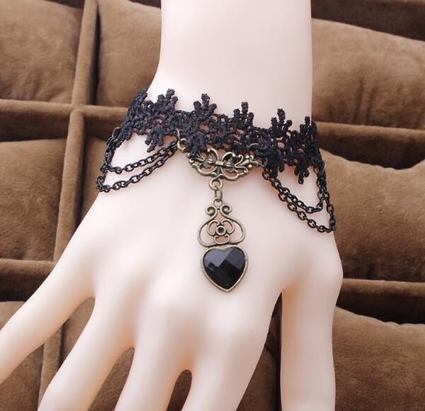 dhl женщин мода black lace браслеты готика сердца кулон браслет ручной работы ювелирных изделий девушок ювелирных изделий кристмас, Golden;silver
dhl женщин мода black lace браслеты готика сердца кулон браслет ручной работы ювелирных изделий девушок ювелирных изделий кристмас, Golden;silver
