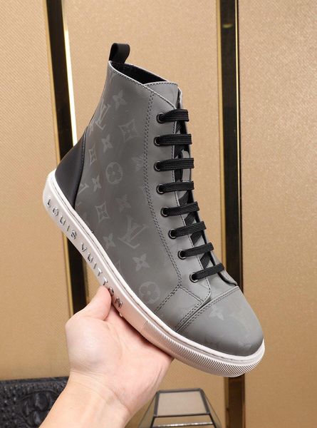 2019wa limited edition new fashion trend wild men's casual comfortable shoes, hiking shoes brand sports shoes, original box packaging, Black
2019wa limited edition new fashion trend wild men's casual comfortable shoes, hiking shoes brand sports shoes, original box packaging, Black