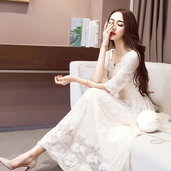 elegant 2020 lady ruffled summer lace dress women fashion hollow out color long slim party dresses vestidos wxf757, Black;gray
elegant 2020 lady ruffled summer lace dress women fashion hollow out color long slim party dresses vestidos wxf757, Black;gray