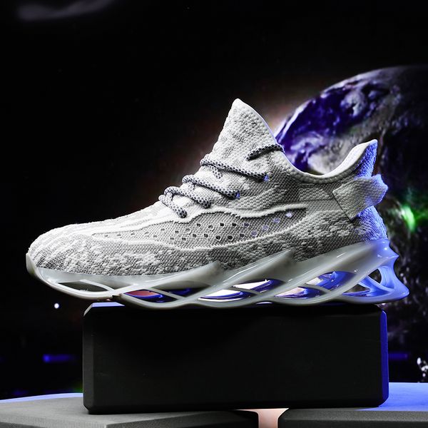 new blade running sneakers men reflective shoelace sports shoes flying woven height increasing chaussures fashion night footwear
new blade running sneakers men reflective shoelace sports shoes flying woven height increasing chaussures fashion night footwear