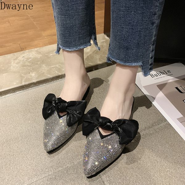 2020 new baotou bow pointed rhinestone korean version of the wild muller slippers women, Black
2020 new baotou bow pointed rhinestone korean version of the wild muller slippers women, Black