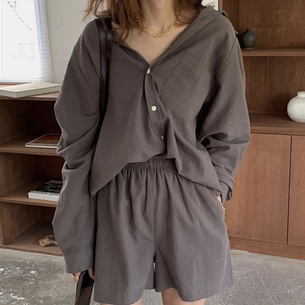 two piece set women autumn summer outfits single breasted turn down collar long sleeve and high waist shorts pants 2 piece, Gray
two piece set women autumn summer outfits single breasted turn down collar long sleeve and high waist shorts pants 2 piece, Gray