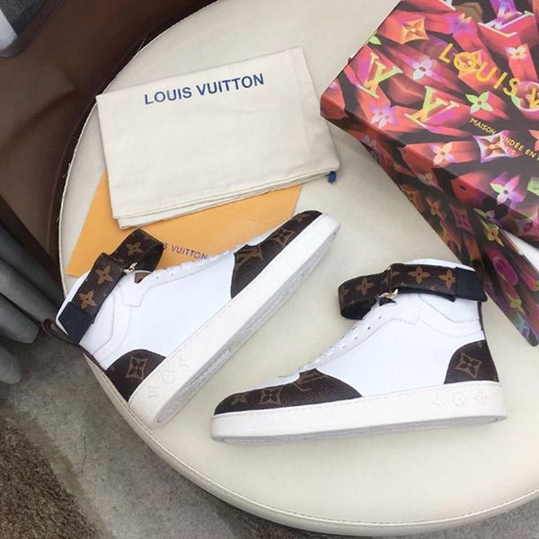 2020 couple shoes fashion luxury mens leather casual sport shoes,personality wild high mens casual shoes size 35-46 00424, Black
2020 couple shoes fashion luxury mens leather casual sport shoes,personality wild high mens casual shoes size 35-46 00424, Black