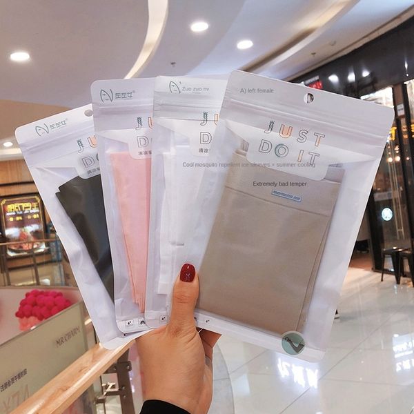 gloves sun protection summer outdoor riding sleeve gloves ice sleeve driving thin ice silk arm parent-child, Black
gloves sun protection summer outdoor riding sleeve gloves ice sleeve driving thin ice silk arm parent-child, Black