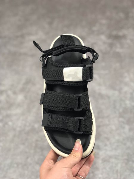 2020 новая черный пляж сандалии кроссовок для мужчин и womenoutdoor обуви 
2020 новая черный пляж сандалии кроссовок для мужчин и womenoutdoor обуви