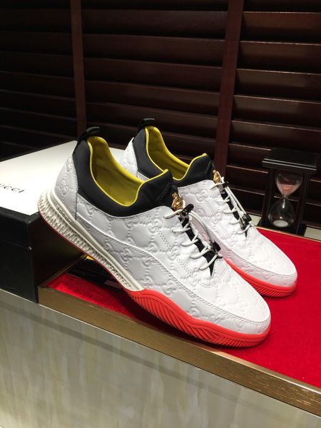 2020e high-end men's casual shoes lace-up outdoor flat trainer sneakers leather low-men's breathable tennis sneakers 38-451, Black
2020e high-end men's casual shoes lace-up outdoor flat trainer sneakers leather low-men's breathable tennis sneakers 38-451, Black