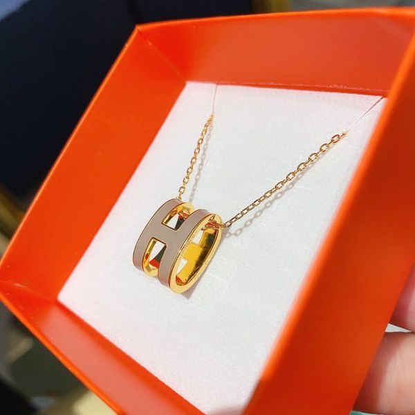 fashion jewelry sets lady 316l titanium steel four leaf flower v letter 18k plated gold double deck necklaces bracelet earrings 43, Silver
fashion jewelry sets lady 316l titanium steel four leaf flower v letter 18k plated gold double deck necklaces bracelet earrings 43, Silver