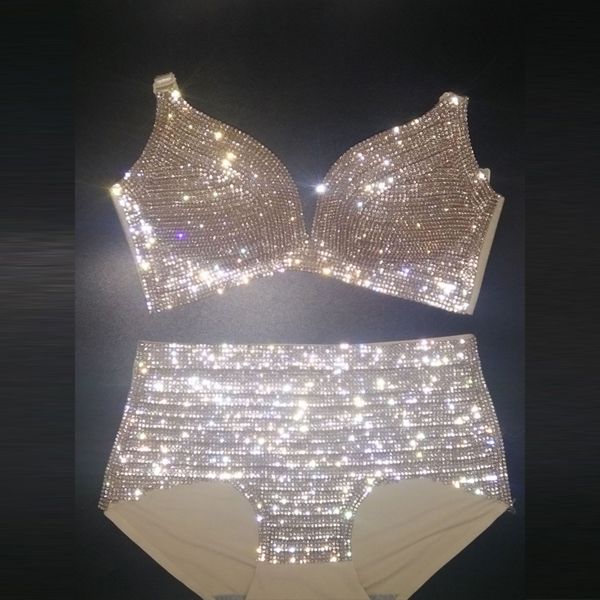 drilled popular new pattern high nightclub bling sequined women suits party casual vocation beach wear summer sets, Black;white
drilled popular new pattern high nightclub bling sequined women suits party casual vocation beach wear summer sets, Black;white