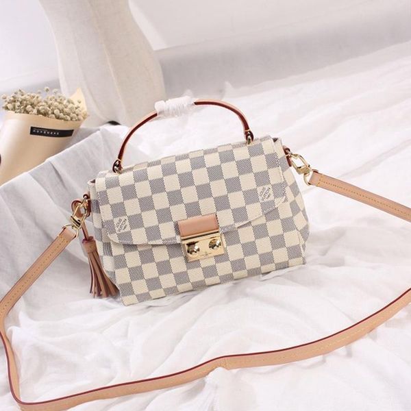 новое прибытие женщин сумки кожи плеча малый закрылков crossbody сумки top handle посыльного сумки luxury design урожай дамы мешок руки
новое прибытие женщин сумки кожи плеча малый закрылков crossbody сумки top handle посыльного сумки luxury design урожай дамы мешок руки