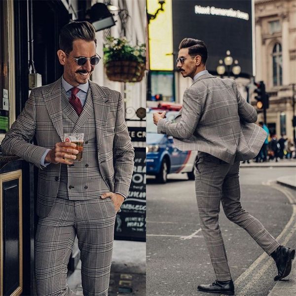 3-piece british style wedding suits plaid custom made suits tuxedos party formal business double breasted peaked lapel blazer, White;black
3-piece british style wedding suits plaid custom made suits tuxedos party formal business double breasted peaked lapel blazer, White;black
