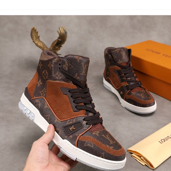 19 men's designer casual sports shoes, luxury trendy travel casual shoes, sports shoes. fast delivery in original box packaging, Black
19 men's designer casual sports shoes, luxury trendy travel casual shoes, sports shoes. fast delivery in original box packaging, Black