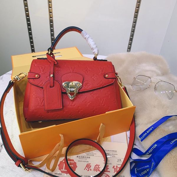 vintage classic women designer tote bag simple style crossbody bag fast delivery shoulder bags leather handle totes messenger bags
vintage classic women designer tote bag simple style crossbody bag fast delivery shoulder bags leather handle totes messenger bags