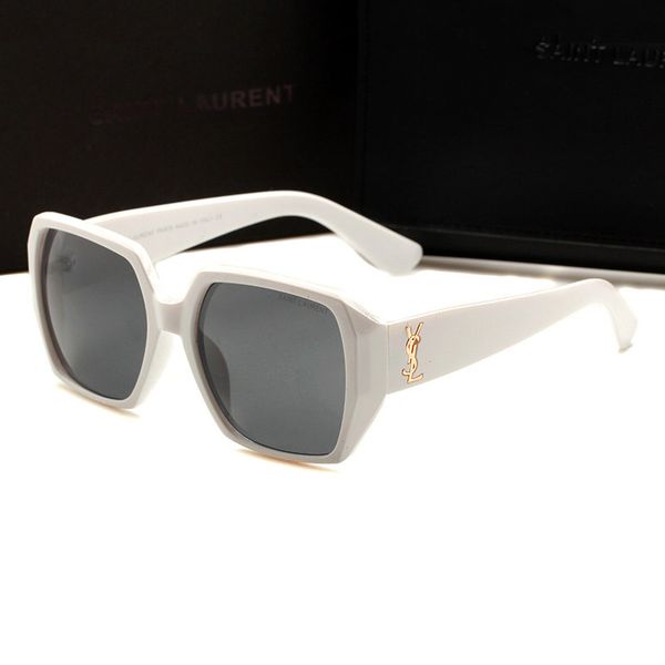 luxury women retro big frame brand designer vintage eyewear sun glasses for women shade fashion uv sunglasses with case
luxury women retro big frame brand designer vintage eyewear sun glasses for women shade fashion uv sunglasses with case