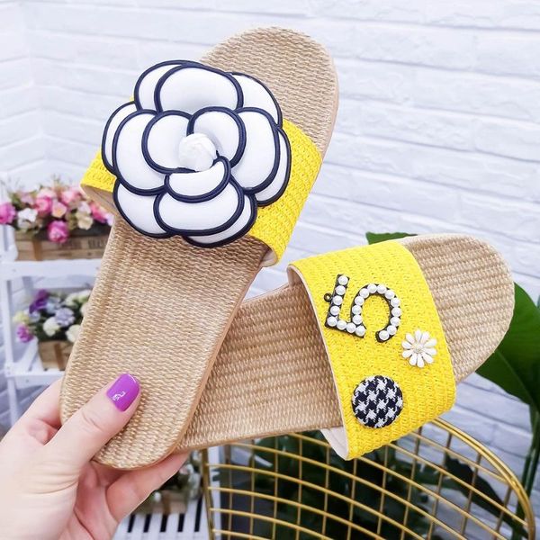 camellia beads digital flax flat slippers women sandals daisy pantuflas summer beach shoes women floral knitted slides 2020, Black
camellia beads digital flax flat slippers women sandals daisy pantuflas summer beach shoes women floral knitted slides 2020, Black