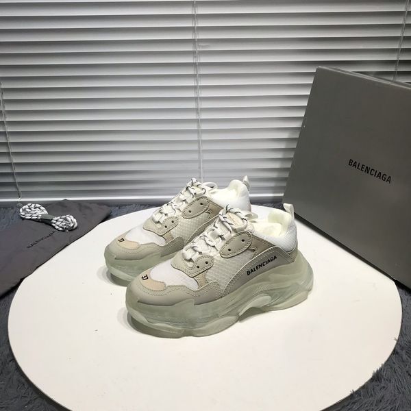 2020sr designer designs new leisure and entertainment hiking shoes, outdoor jungle adventure shoes, original packaging and box delivery, Black
2020sr designer designs new leisure and entertainment hiking shoes, outdoor jungle adventure shoes, original packaging and box delivery, Black