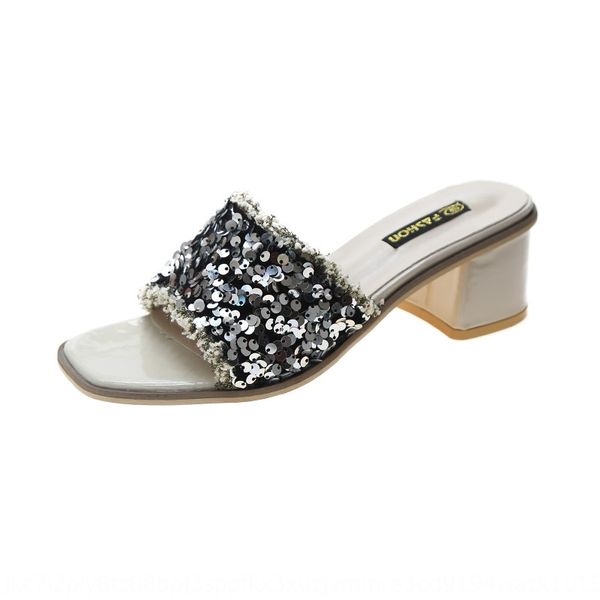 мода и sandalssequins sandalselegant высокий каблук женские сандалии 2020 новых корейских блестками толстый каблук сандалии женской моды
мода и sandalssequins sandalselegant высокий каблук женские сандалии 2020 новых корейских блестками толстый каблук сандалии женской моды