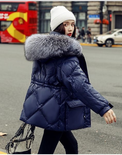 gljtn off-season internet celebrity small low season women's internet women scene short waist slimming warm white duck down jacket for, Black
gljtn off-season internet celebrity small low season women's internet women scene short waist slimming warm white duck down jacket for, Black