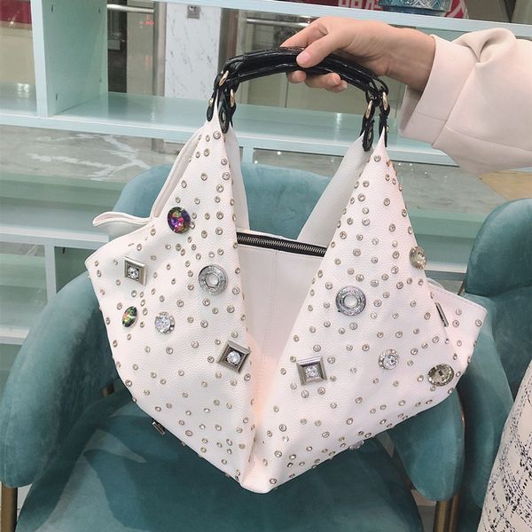 2020 new european and american large-capacity women bag female rhinestone ladies handbag female diamond shoulder messenger bags
2020 new european and american large-capacity women bag female rhinestone ladies handbag female diamond shoulder messenger bags