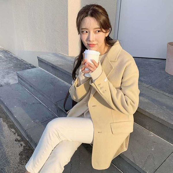 2020 new korean mid-length solid color suit collar long-sleeved woolen coat elegant atmosphere loose casual coat women, Black
2020 new korean mid-length solid color suit collar long-sleeved woolen coat elegant atmosphere loose casual coat women, Black
