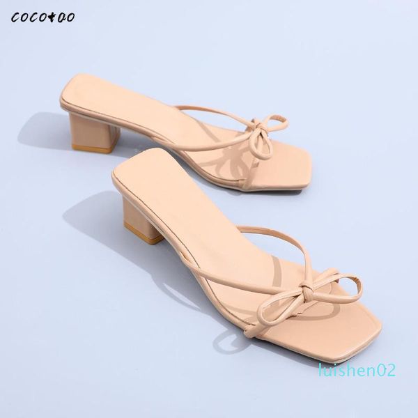 2020 bowknot summer tide shoes sandals and slippers women with thick heel slippers thin belt roman new skirt temperament l02, Black
2020 bowknot summer tide shoes sandals and slippers women with thick heel slippers thin belt roman new skirt temperament l02, Black