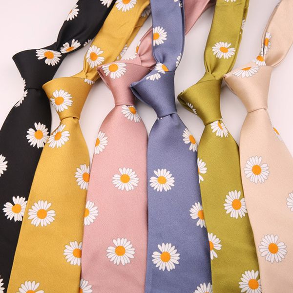printing small daisies 8cm cravates pour hommes casual ties for men women nylon silk woven floral party necktie male gravatas, Black;gray
printing small daisies 8cm cravates pour hommes casual ties for men women nylon silk woven floral party necktie male gravatas, Black;gray
