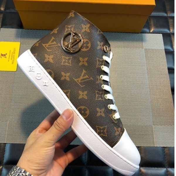 2020qo new luxury men's casual fashion sneakers for sale, outdoor travel, sports laces, original box, fast delivery, Black
2020qo new luxury men's casual fashion sneakers for sale, outdoor travel, sports laces, original box, fast delivery, Black