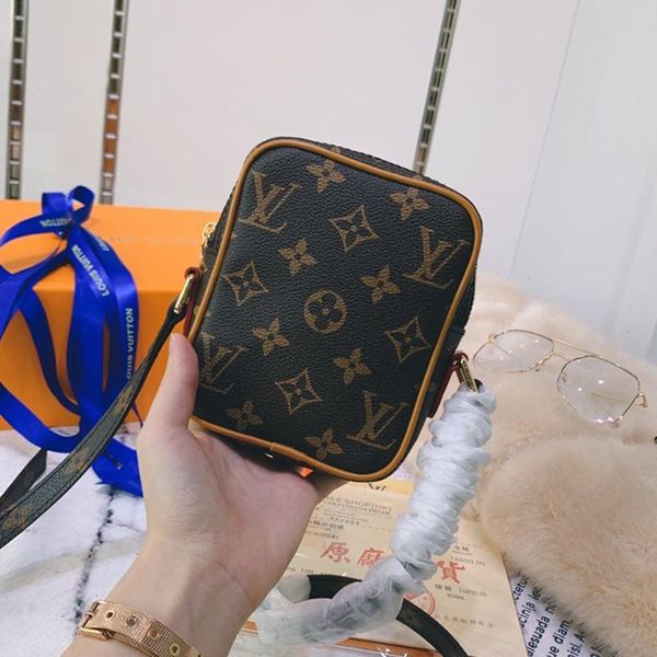 for women leather mini crossbody bag drop ship simple style zipper lady shoulder bag designer luxury crossbody bags sale
for women leather mini crossbody bag drop ship simple style zipper lady shoulder bag designer luxury crossbody bags sale