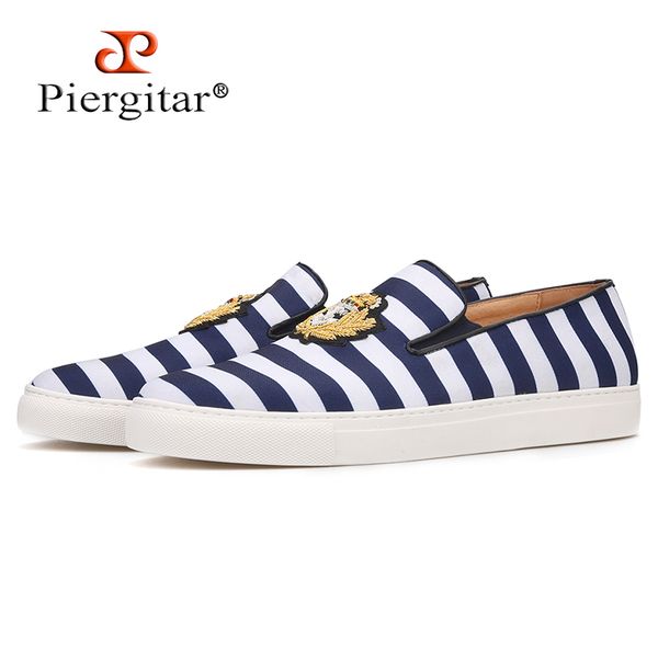 piergitar 2020 mixed colors striped canvas men sneakers with custom crown silk designs handcrafted men loafers white outsole, Black
piergitar 2020 mixed colors striped canvas men sneakers with custom crown silk designs handcrafted men loafers white outsole, Black