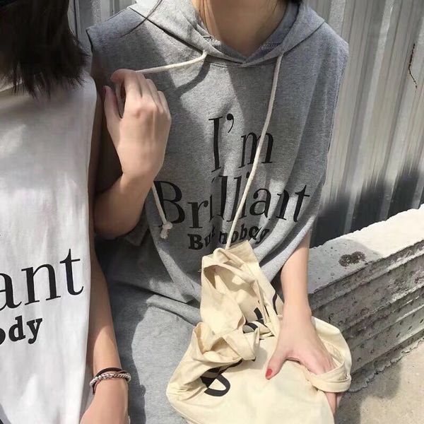 2020 new women's casual hooded ultra-thin audel fabric dress mid-length straight sleeveless dress, Black;gray
2020 new women's casual hooded ultra-thin audel fabric dress mid-length straight sleeveless dress, Black;gray