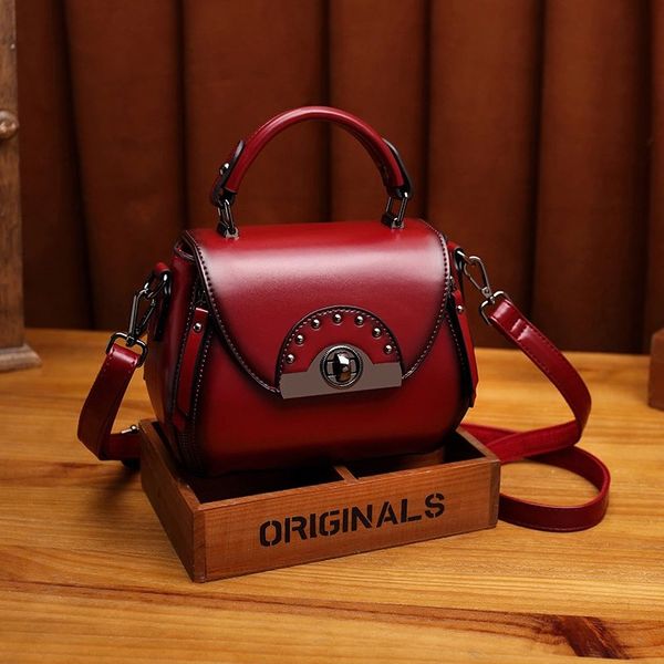 genuine leather messenger handbags 2020 new limited western fashion all-match leather shoulder bag portable ladies small square bag
genuine leather messenger handbags 2020 new limited western fashion all-match leather shoulder bag portable ladies small square bag
