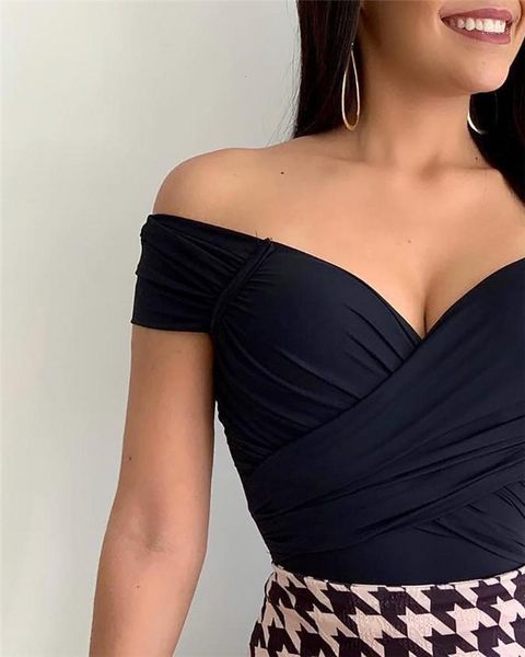 clothes womens cross fold jumpsuits woman summer solid deep v-neck jumpsuit woman fashion club casual, Black;white
clothes womens cross fold jumpsuits woman summer solid deep v-neck jumpsuit woman fashion club casual, Black;white