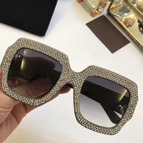 2020 новый 41468 sunglasse0048 роскошные солнцезащитный большие рам элегантного специальный конструктор с алмазными кадрами встроенных в цир, White;black
2020 новый 41468 sunglasse0048 роскошные солнцезащитный большие рам элегантного специальный конструктор с алмазными кадрами встроенных в цир, White;black