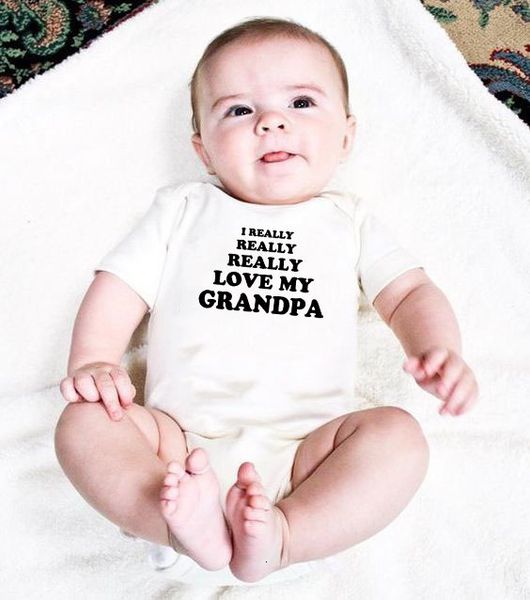 я действительно люблю дедушкой baby boy девушка bodysuits short sleevele детская одежда o-шеи младенца комбинезон 100% хлопок, Blue
я действительно люблю дедушкой baby boy девушка bodysuits short sleevele детская одежда o-шеи младенца комбинезон 100% хлопок, Blue