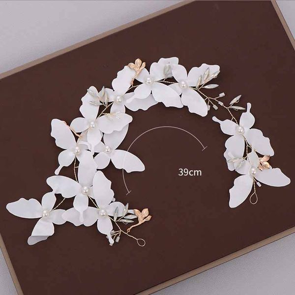 new design women girl white butterfly crystal simulated pearls headband tiaras bride noiva wedding party crowns hair bands, Golden;silver
new design women girl white butterfly crystal simulated pearls headband tiaras bride noiva wedding party crowns hair bands, Golden;silver
