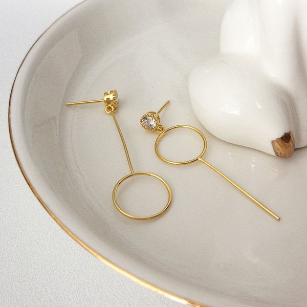 2020 round shape zircon gold plated 925 sterling silver drop earrings as fashion jewellery for lady 10 pairs per lot, Golden
2020 round shape zircon gold plated 925 sterling silver drop earrings as fashion jewellery for lady 10 pairs per lot, Golden