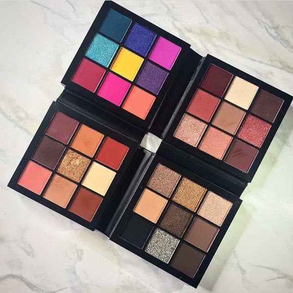 9 colors shiny earth metallic color shimmer pearl light high color rendering makeup set flash powder beginner sweet girl eye shadow
9 colors shiny earth metallic color shimmer pearl light high color rendering makeup set flash powder beginner sweet girl eye shadow