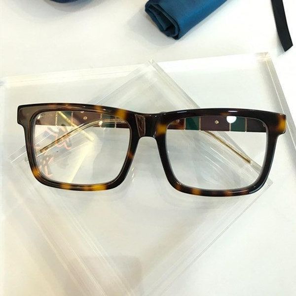0598 sunglasses for women men popular fashion 0598s summer square style uv protection lens come with case, White;black
0598 sunglasses for women men popular fashion 0598s summer square style uv protection lens come with case, White;black