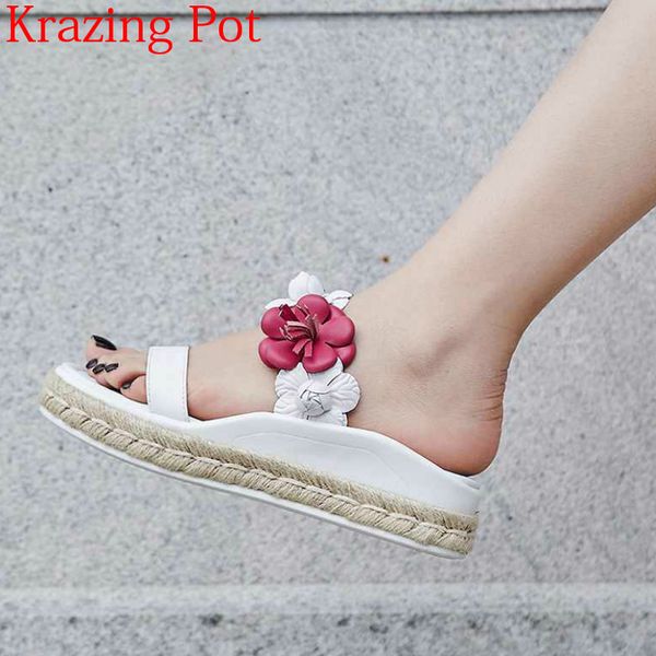 2021 new arrival genuine leather mixed colors flowers outside slipper platform mules gorgeous increased beach women sandals l56, Black
2021 new arrival genuine leather mixed colors flowers outside slipper platform mules gorgeous increased beach women sandals l56, Black