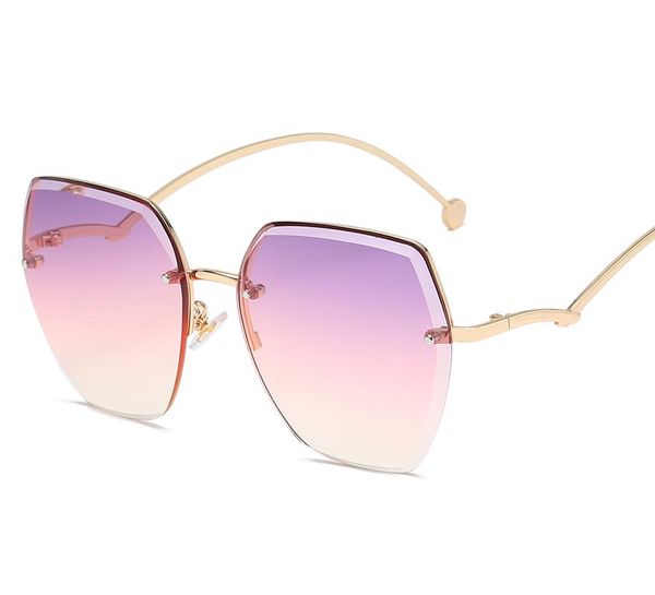 2020 irregular rimless sunglasses women brand designer alloy frame oversize gradient sun glasses fashion female clear shades, White;black
2020 irregular rimless sunglasses women brand designer alloy frame oversize gradient sun glasses fashion female clear shades, White;black