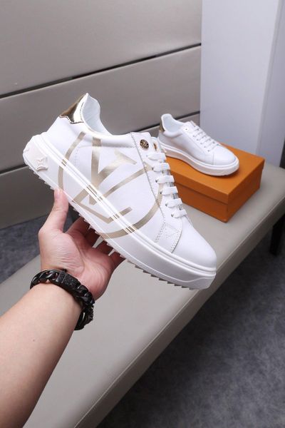 new11 luxury men and women casual shoes fashion wild sports shoes business men and women travel shoes original box packaging size 35-46, Black
new11 luxury men and women casual shoes fashion wild sports shoes business men and women travel shoes original box packaging size 35-46, Black
