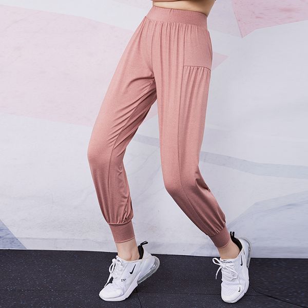 willarde 2020 bk solid sweatpants women's running jogging trousers thin yoga pants sport loose trouser for woman fitness workout, Black;blue
willarde 2020 bk solid sweatpants women's running jogging trousers thin yoga pants sport loose trouser for woman fitness workout, Black;blue
