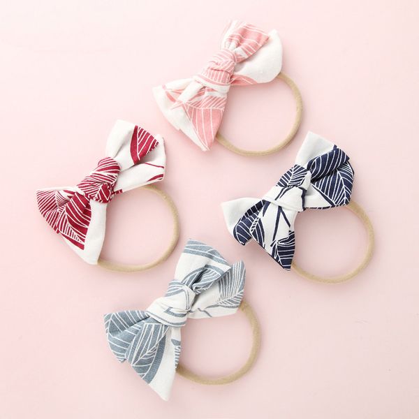 hair accessories 10 pcs/lot, hand tied fabric bow headbands or clips, baby shower gift, schoolgirl, Slivery;white
hair accessories 10 pcs/lot, hand tied fabric bow headbands or clips, baby shower gift, schoolgirl, Slivery;white