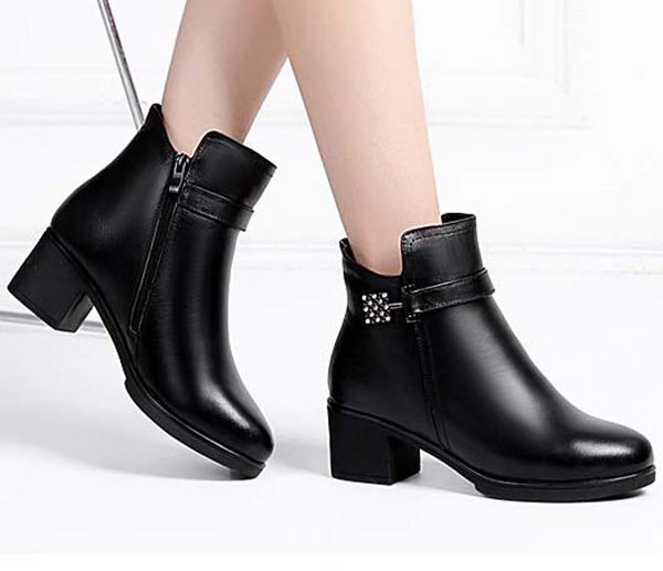fashion leather star women shoes woman leather short autumn winter ankle designer fashion brand women boots p172, Black
fashion leather star women shoes woman leather short autumn winter ankle designer fashion brand women boots p172, Black