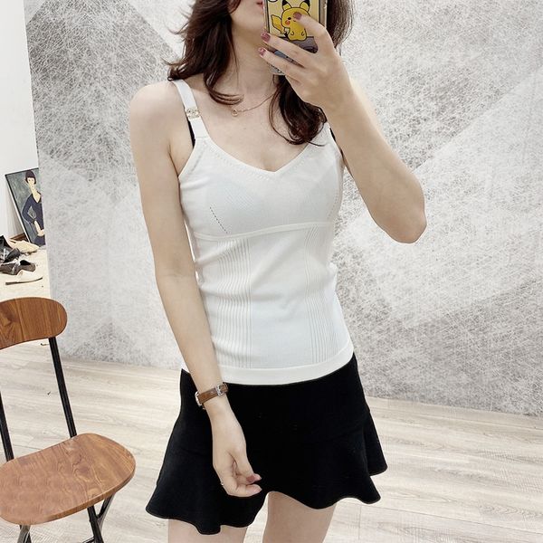 2020 new style xiaoxiangfeng sling nail diamond sling manicure manicure single wear v-neck fashion knitted base shirt, Camo
2020 new style xiaoxiangfeng sling nail diamond sling manicure manicure single wear v-neck fashion knitted base shirt, Camo