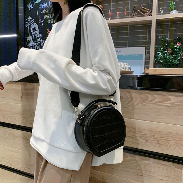 mini round women shoulder messenger bags luxury handbags women bags designer stone pattern pu leather crossbody sags for women
mini round women shoulder messenger bags luxury handbags women bags designer stone pattern pu leather crossbody sags for women
