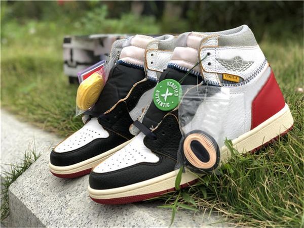 2020 union x sneakers 1 high og air nrg authentic 1s man basketball shoes black white real leather with og box bv1300-106 bv1300-146
2020 union x sneakers 1 high og air nrg authentic 1s man basketball shoes black white real leather with og box bv1300-106 bv1300-146