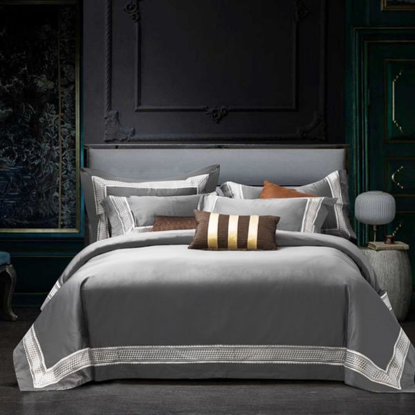 2020 luxury 1000tc egyptian cotton bedding set /king size bed set 4pcs embroidery duvet cover sets bedsheet pillowcase
2020 luxury 1000tc egyptian cotton bedding set /king size bed set 4pcs embroidery duvet cover sets bedsheet pillowcase